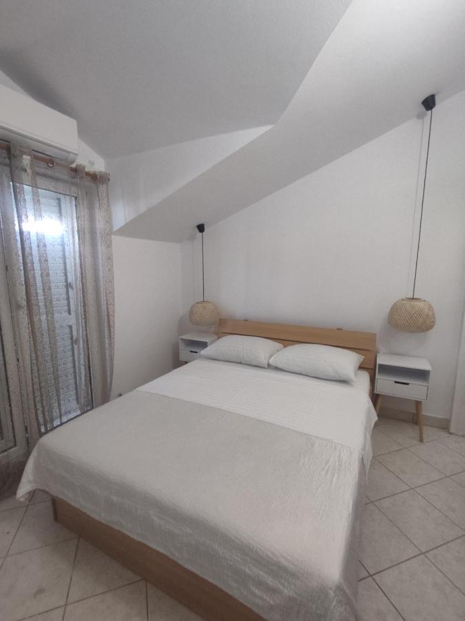 Apartments Villa Dalmatina Vodice Ngoại thất bức ảnh