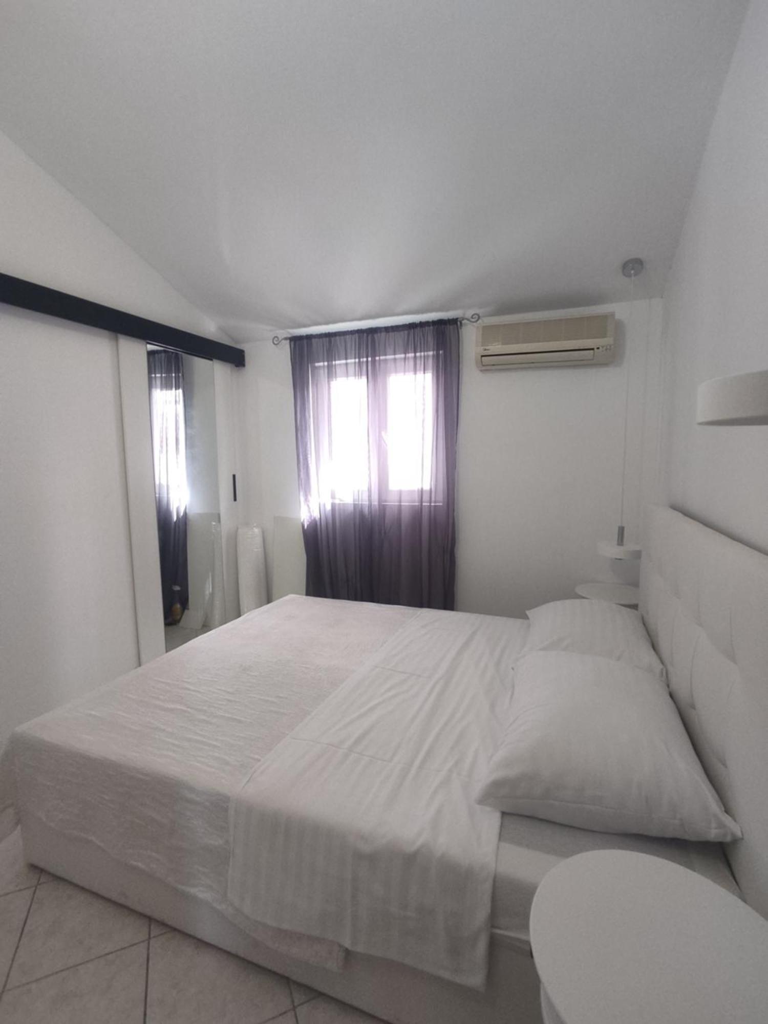Apartments Villa Dalmatina Vodice Ngoại thất bức ảnh