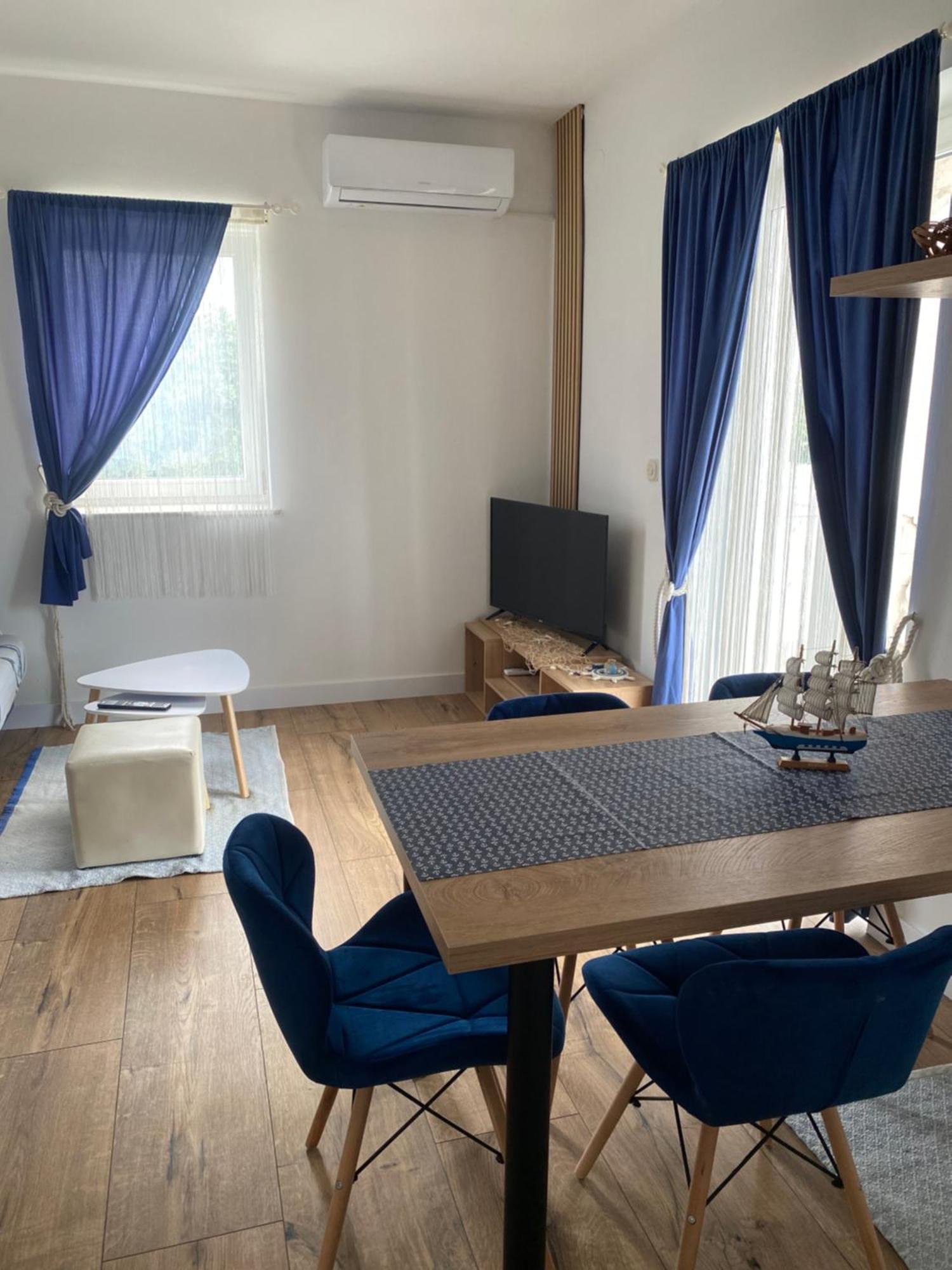Apartments Villa Dalmatina Vodice Ngoại thất bức ảnh
