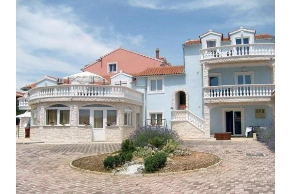 Apartments Villa Dalmatina Vodice Ngoại thất bức ảnh